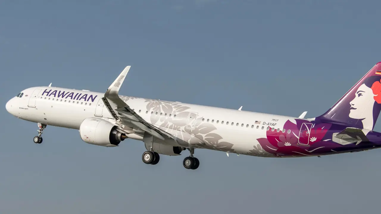 where does hawaiian airlines fly