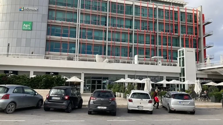 Luxair Luqa Office in Malta