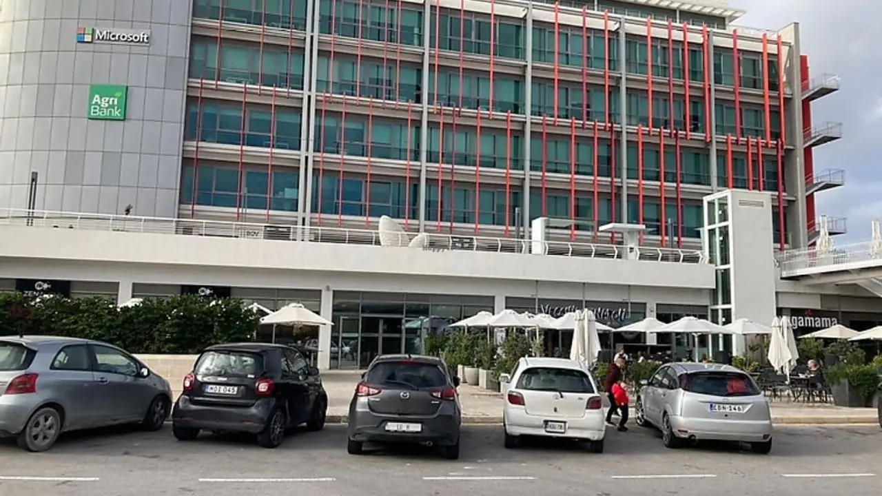 Luxair Luqa Office in Malta